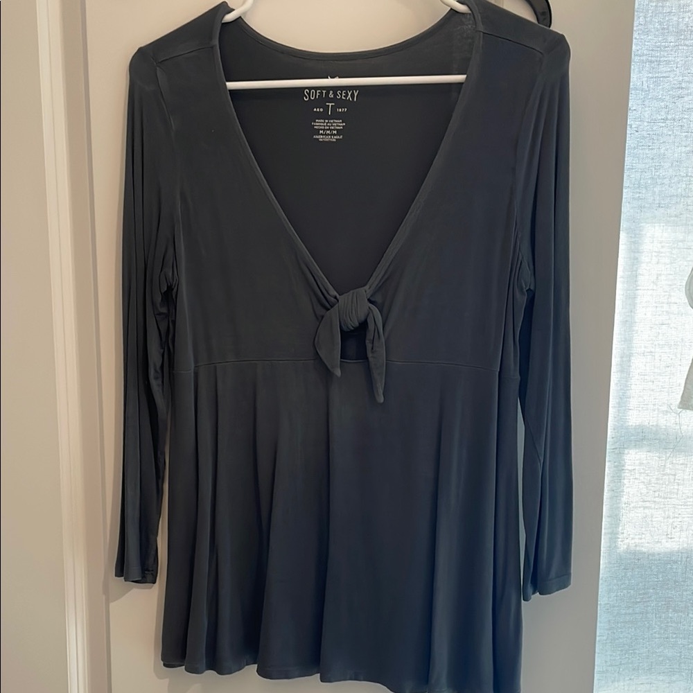 Women's Gray Top